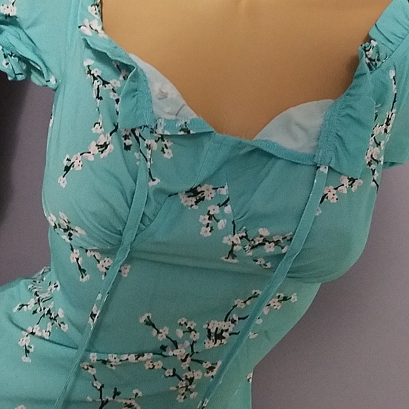 Sea green Floral Dress MUST SEE! - Picture 7 of 8